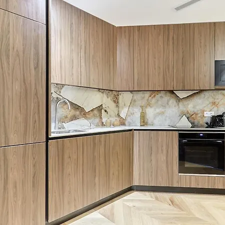 Apartment Sublime 3 Bedrooms Center Of By Prestige