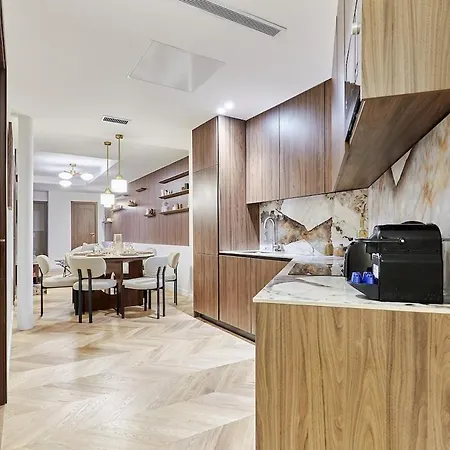 Sublime 3 Bedrooms Center Of By Prestige * Paris