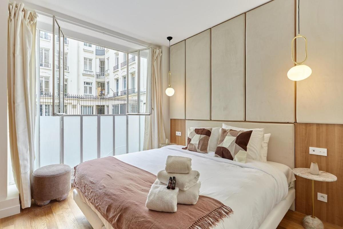 Apartment Sublime 3 Bedrooms Center Of By Prestige Paris